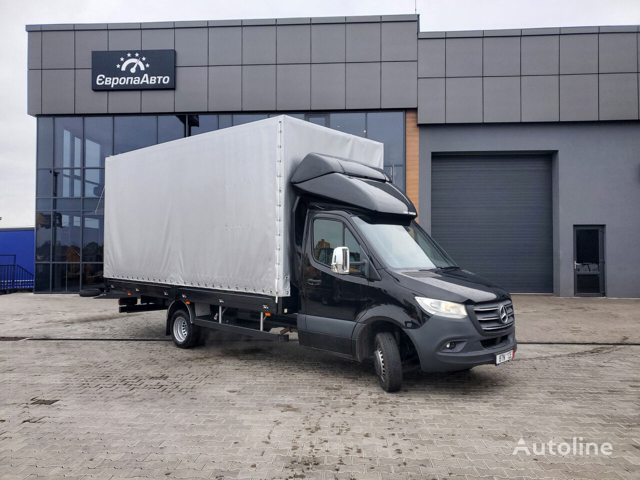 Mercedes-Benz Sprinter 519 tilt truck