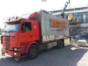 ciężarówka plandeka Scania 143M w/ rear mounted Hiab 105-3 crane from 1996