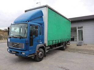 camião de toldo Volvo FL220