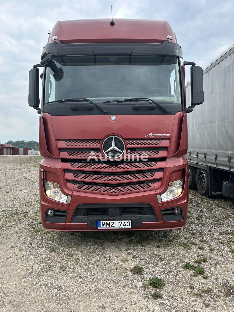 лісовоз Mercedes-Benz Actros