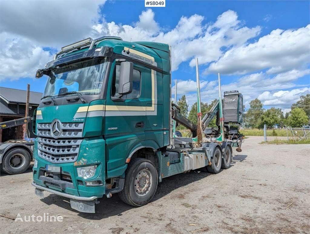 camion forestier Mercedes-Benz Arocs