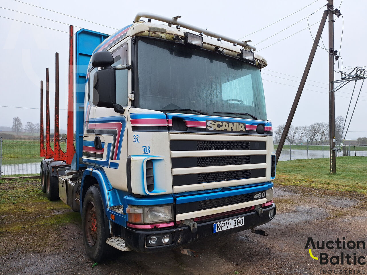 camion transport de lemne Scania R 144