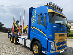 ciężarówka do przewozu drewna Volvo FH 540