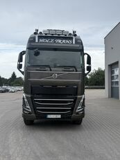 Volvo FH 540 timber truck