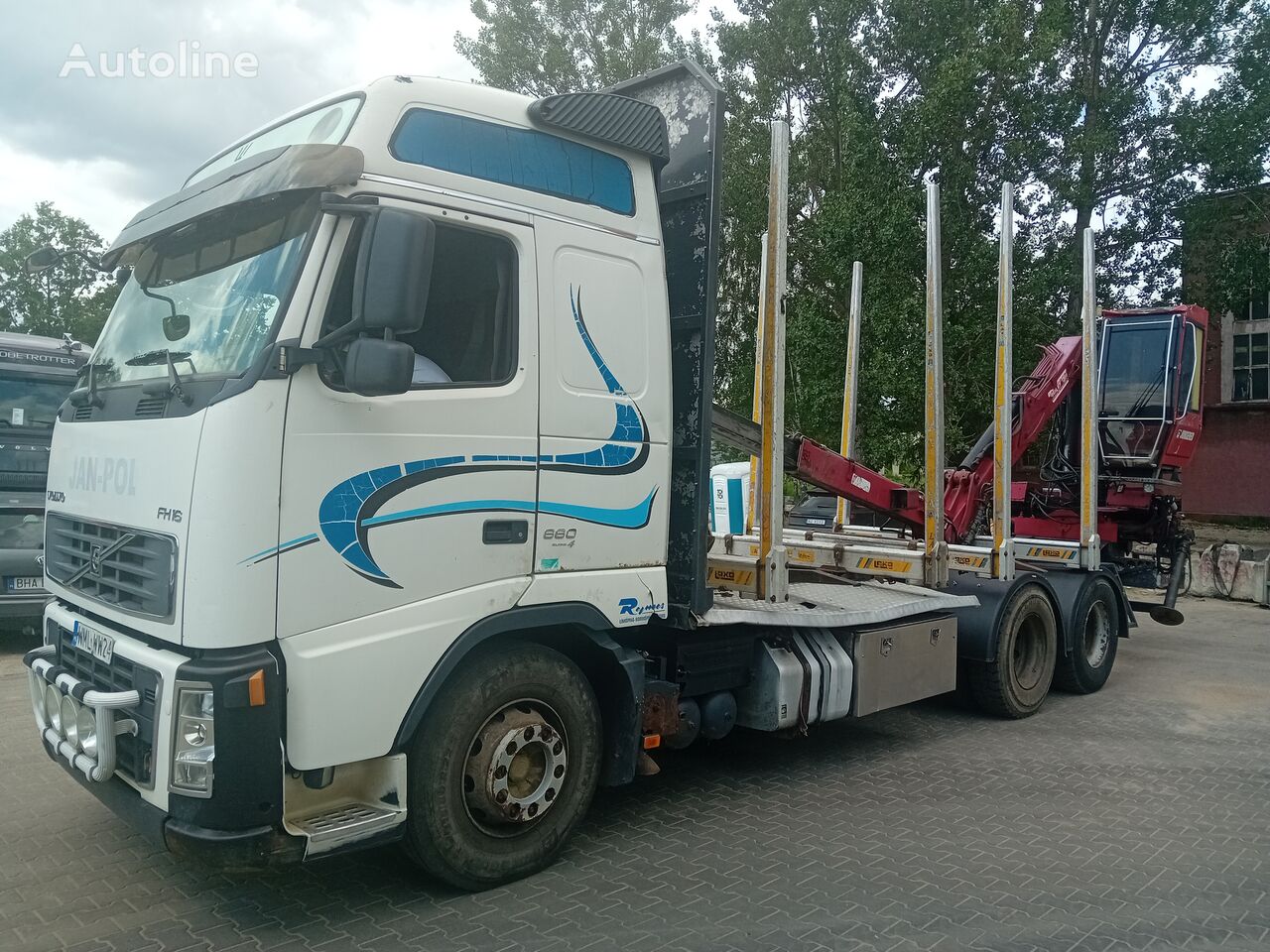 شاحنة نقل الأخشاب Volvo FH 660