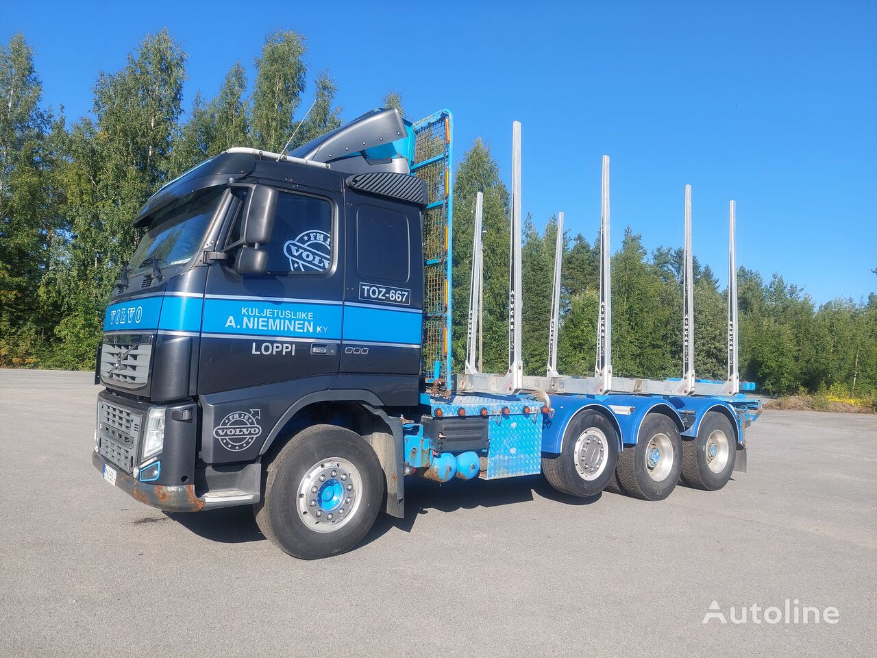 شاحنة نقل الأخشاب Volvo FH16