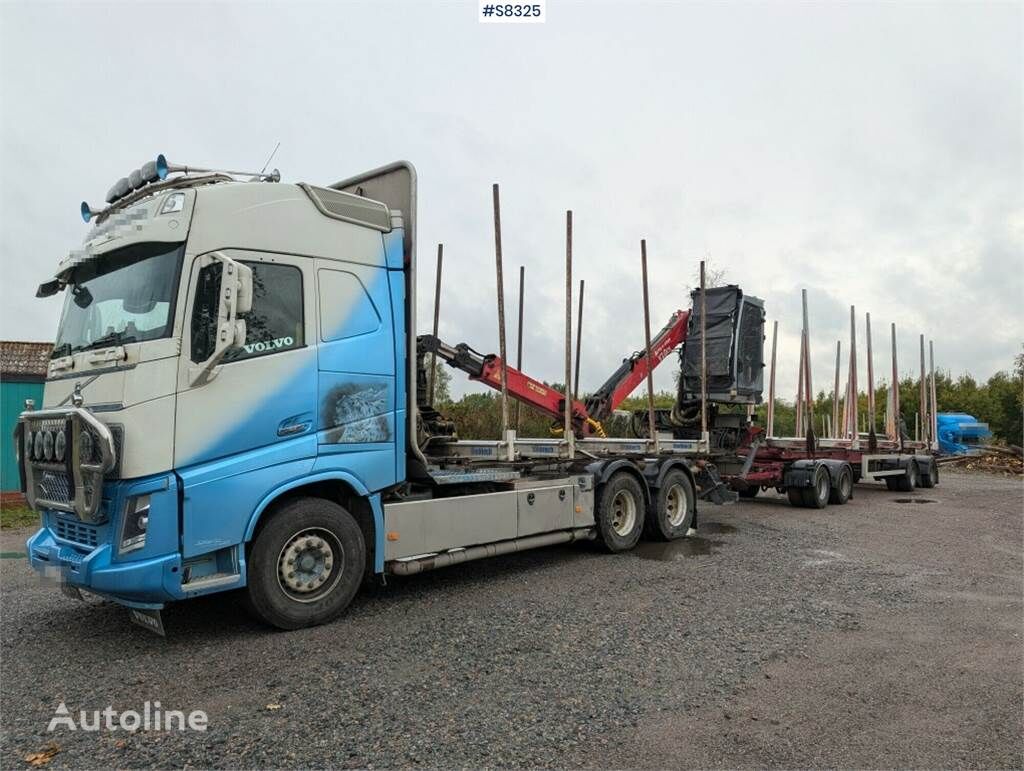 nákladní vozidlo na přepravu dřeva Volvo FH16 6X4