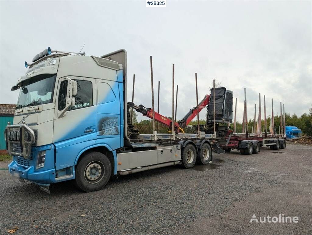 شاحنة نقل الأخشاب Volvo FH16 6X4