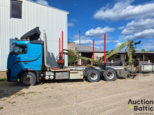 Volvo FH480 timber truck