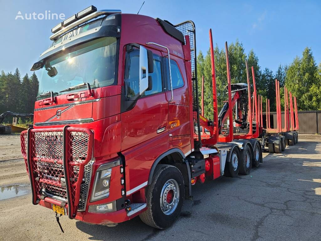 Volvo FH750 8x4 nostoteli lastebil tømmertransport