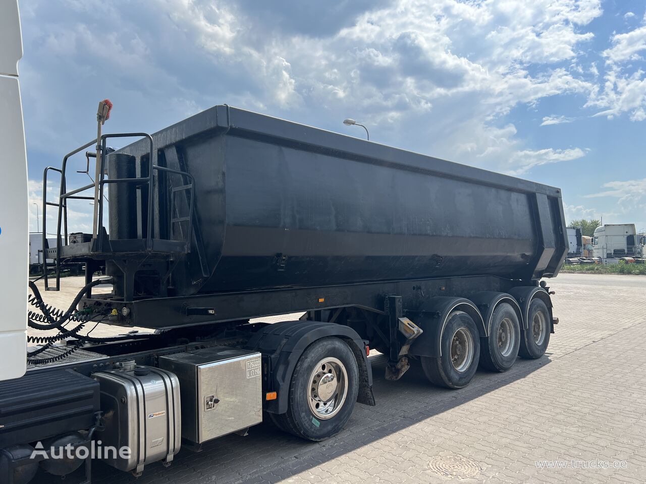 Carnehl CHKS/HH tipper semi-trailer