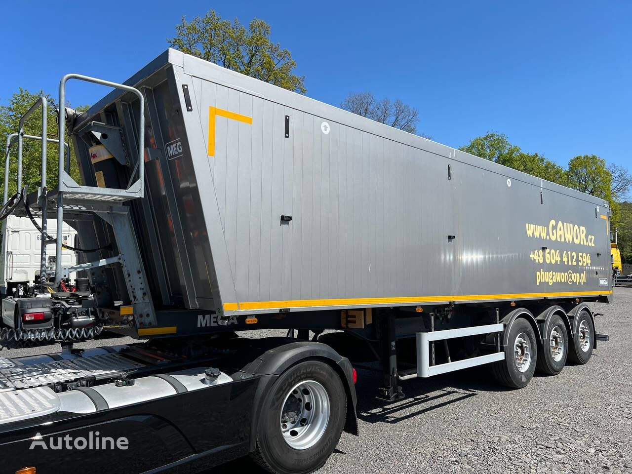 Mega S KZZ v Lizynh tipper semi-trailer