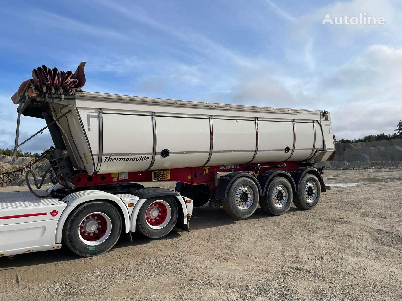 Schmitz Cargobull Gotha SKI 24SG Thermo, Asfalt tipper semi-trailer