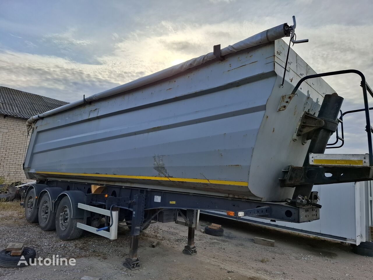 Wielton NW3 tipper semi-trailer