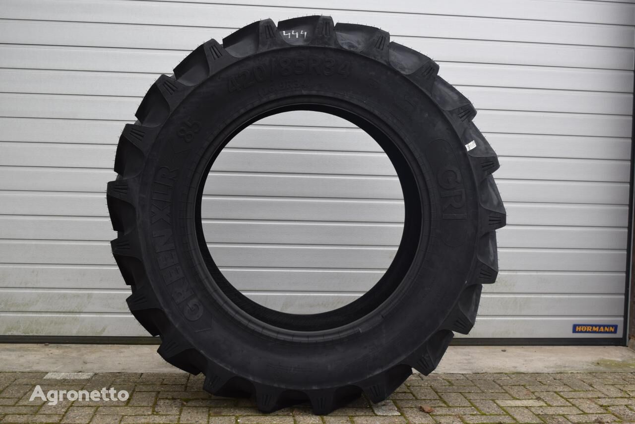 neuer 420/85 R 34 Traktorreifen