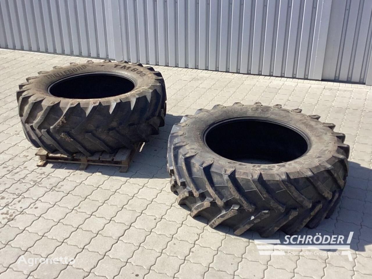 2X 650/65 R42 neumático para tractor