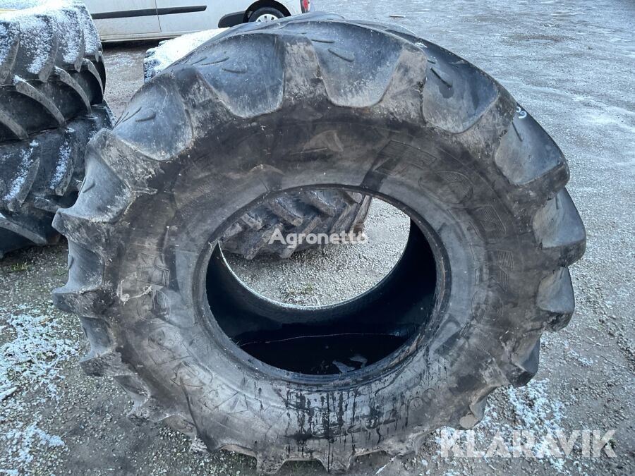 Kleber Topker tractor tire