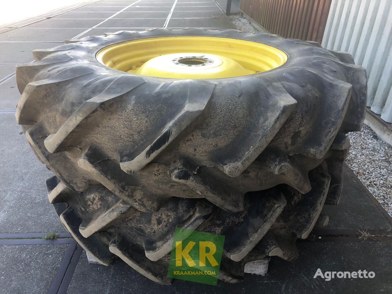 pneu de tracteur Pirelli PLOEGBAND 18.4R38