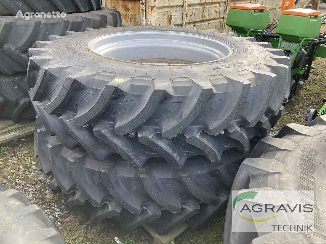 uudet Sonstige/Other 520/85R42 traktorin rengas