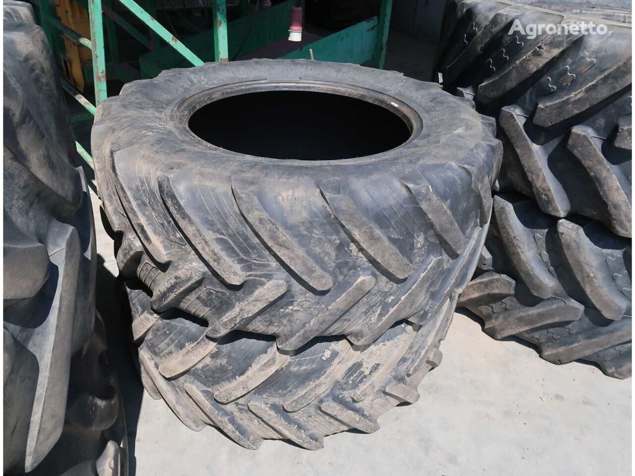 Taurus 480/65R28 neumático para tractor