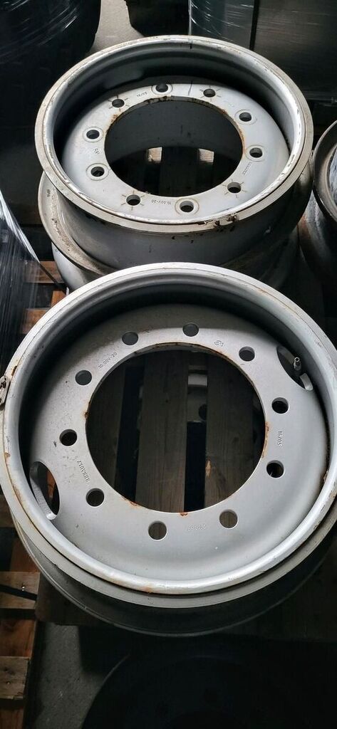 ✅ 10.00V20_10-20_1000V20_LK335/281/10_ET:90mm_Neuwertig truck wheel rim