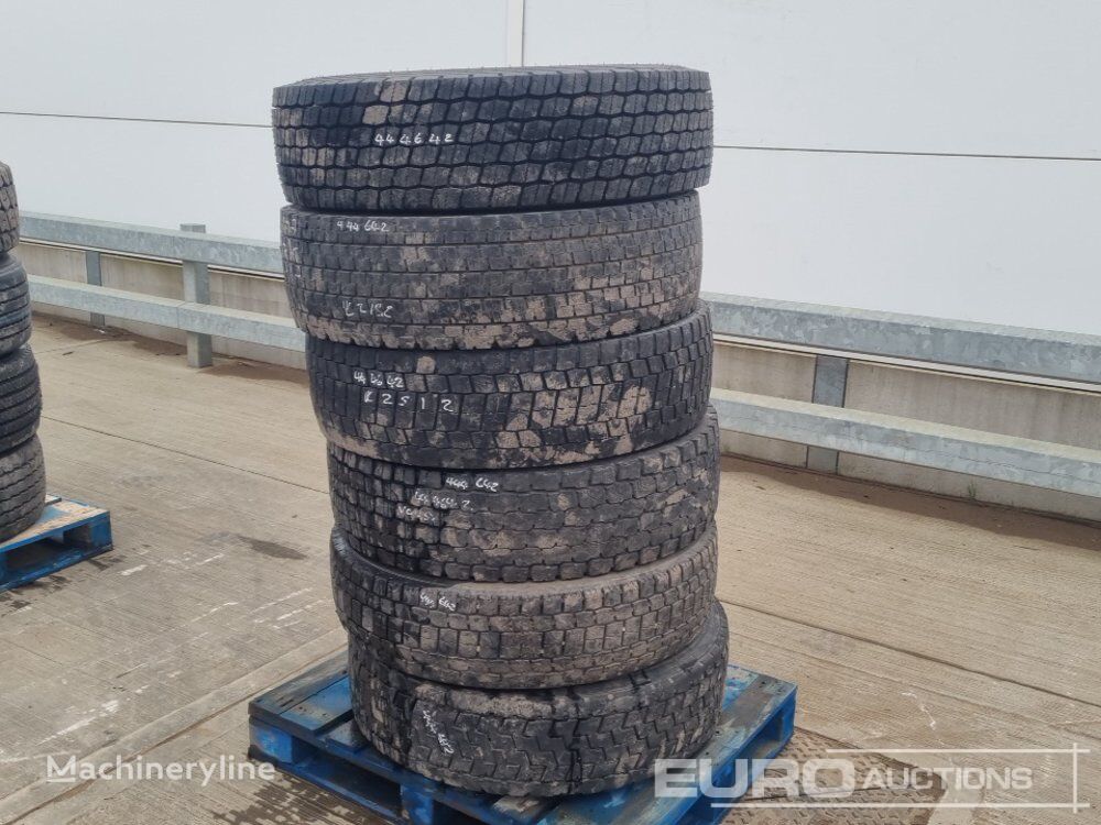 lốp máy xúc lật 295/80R22.5 Tyre (6 of)