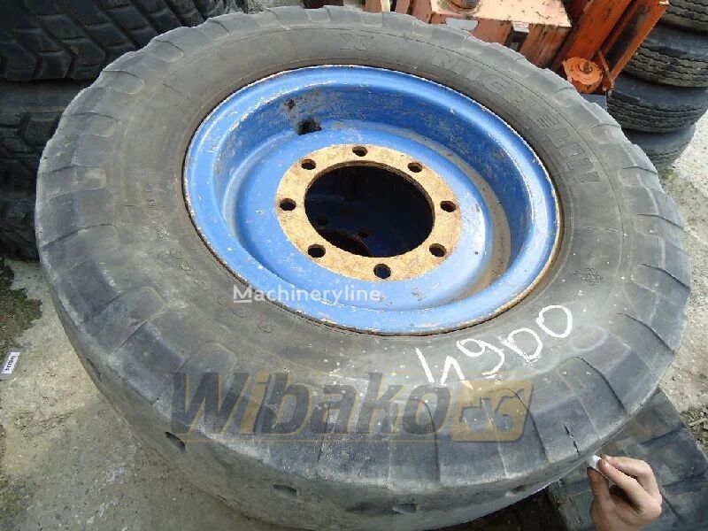 Pneu pour chargeuse sur pneus 9/20 8/22/9 à vendre | Machineryline GA Pneu pour chargeuse sur pneus 9/20 8/22/9 - Machineryline