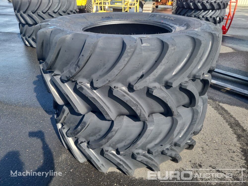 новая шина для фронтального погрузчика Firestone 710/70 R38 MAXTRAC TL 171D168E Tyres (2 of)