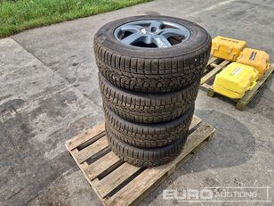 Kuhmo 235/65R17 Winter Tyres with Rims (4 of) Radladerreifen