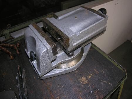 Bench vise for sale | Machineryline HK Bench vise - Machineryline