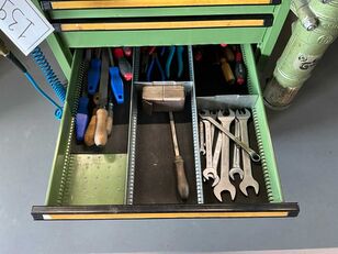 Купить тиски слесарные HAHN & KOLB - Werkbank mit Inhalt und Schraubstöcken - Изображение 9 | Machineryline LV Тиски слесарные HAHN & KOLB - Werkbank mit Inhalt und Schraubstöcken | Изображение 9 - Machineryline