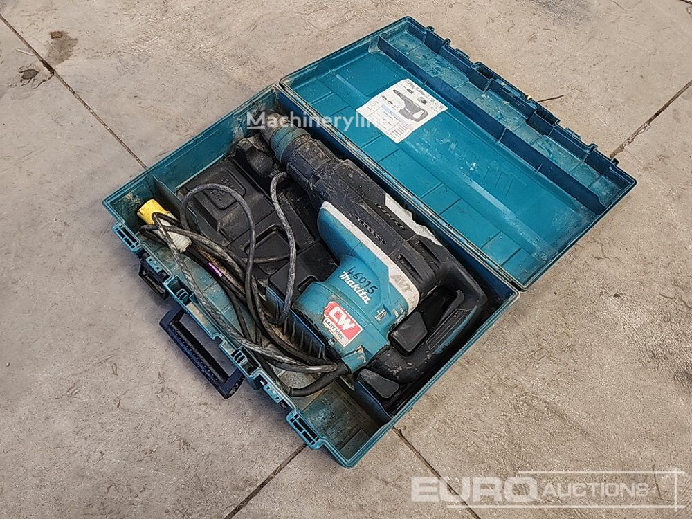 Makita HR5212-C hammer drill - Machineryline