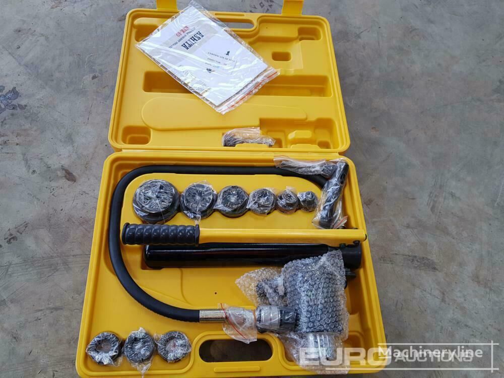 kit d'outils manuels Ashita HHK- 8D neuf