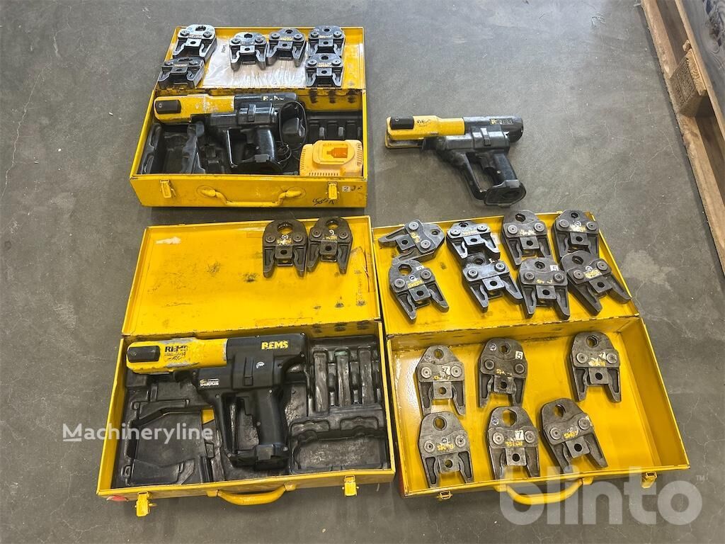 بيع قاطع الأنابيب اليدوي Rems 3 Maschinen | Machineryline TN قاطع الأنابيب اليدوي Rems 3 Maschinen - Machineryline