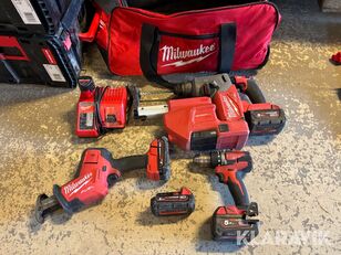 Milwaukee Verktygspaket Milwaukee Borrhammare m utsugsenhet, borrskruvdrag power drill