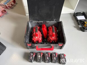 аккумулятор для инструмента Milwaukee Batteristation Med 5 batterier Milwaukee