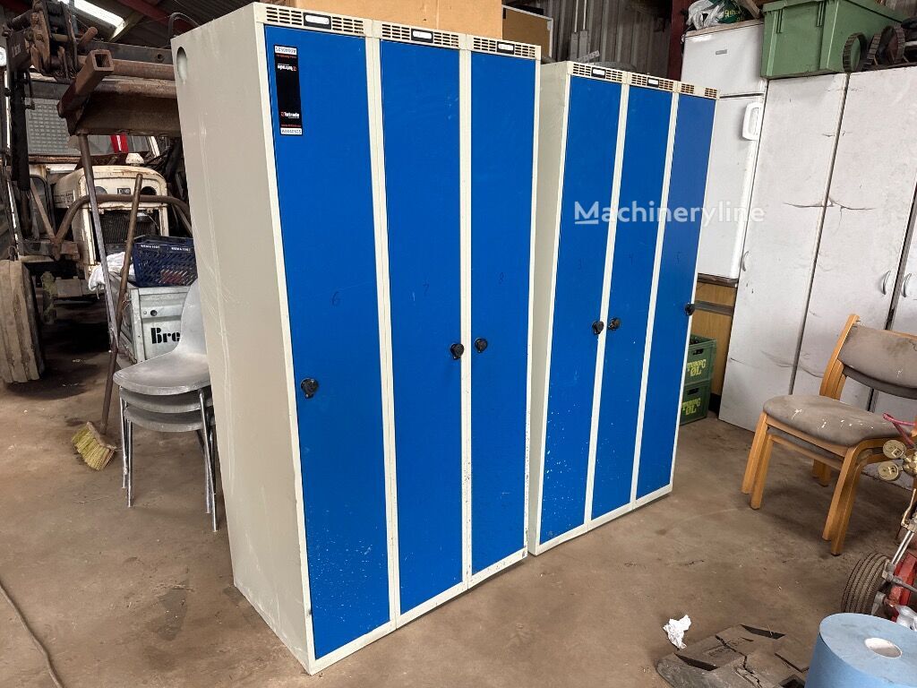 Armoire à outils Blika Metalskabe - Machineryline