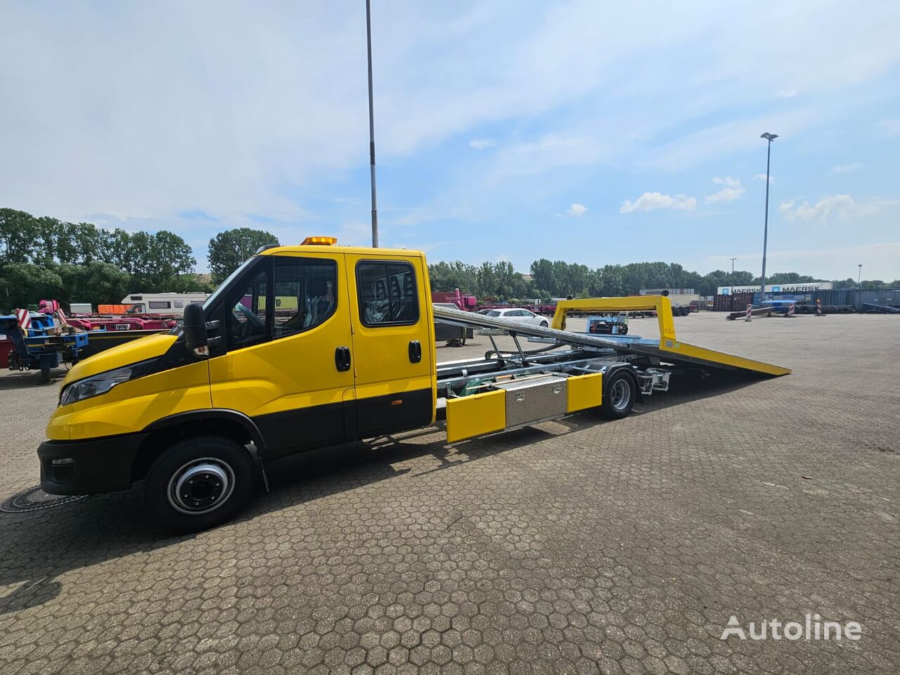 нов пътна помощ IVECO "READY UNIT" Daily Doka 72C18D/P mit Schiebeplateau aus Stahl