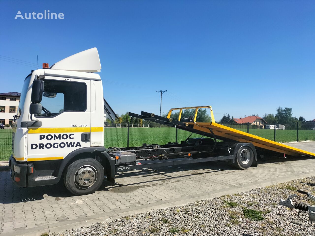 MAN TGL 8.240  tow truck