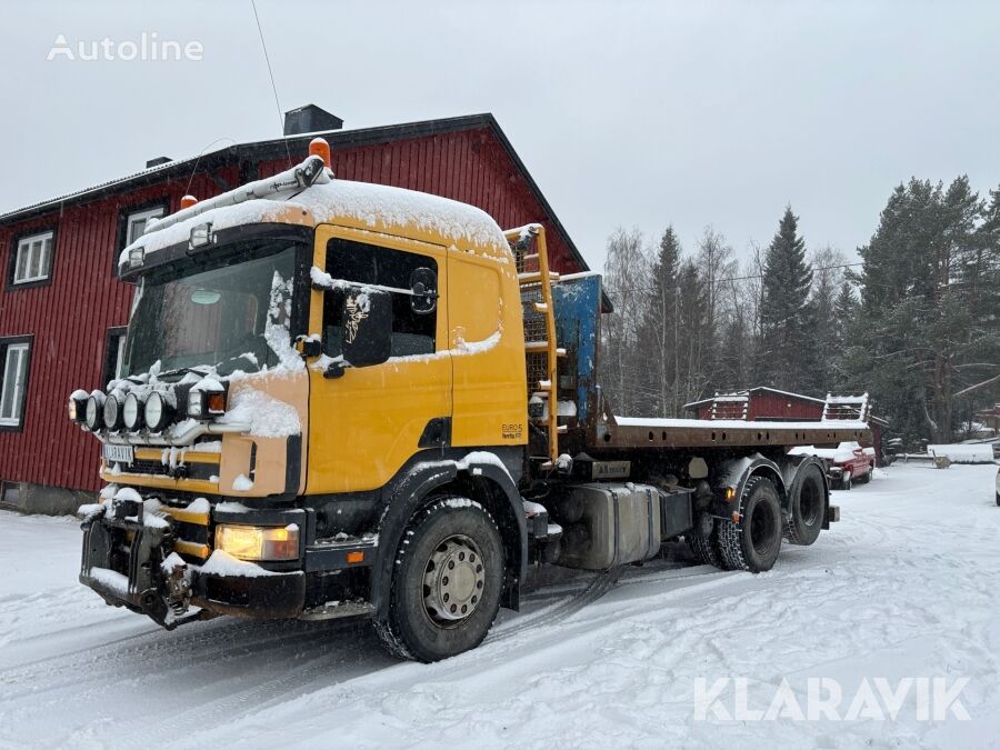 Scania 114 tow truck