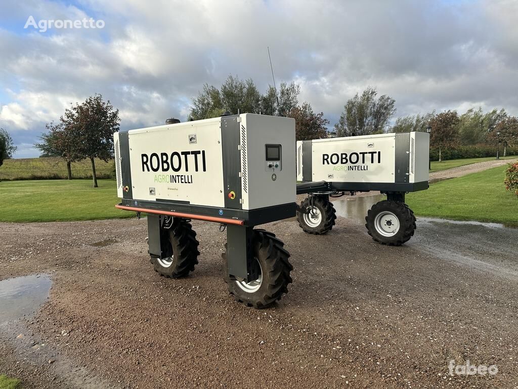 Robotti 150D tractor trailer