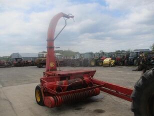 Taarup 602B trailed forage harvester