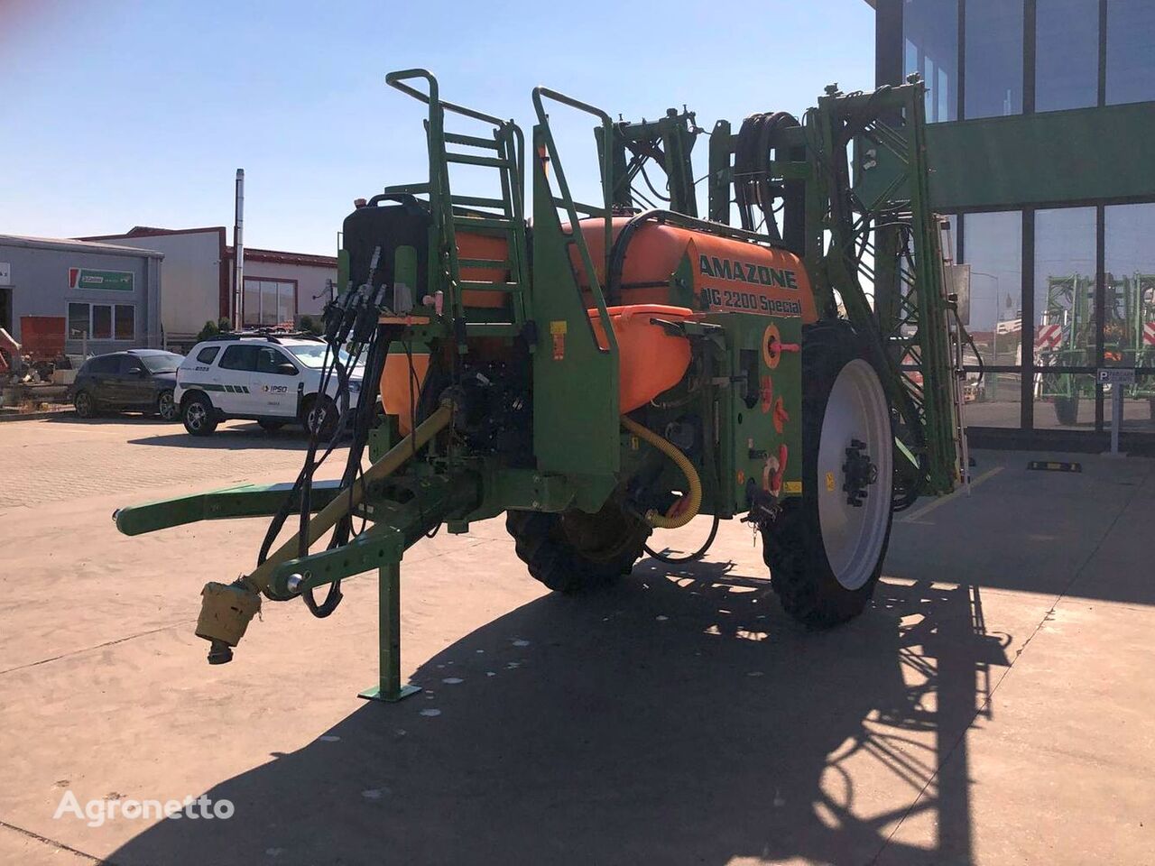 Amazone UG 2200 trailed sprayer