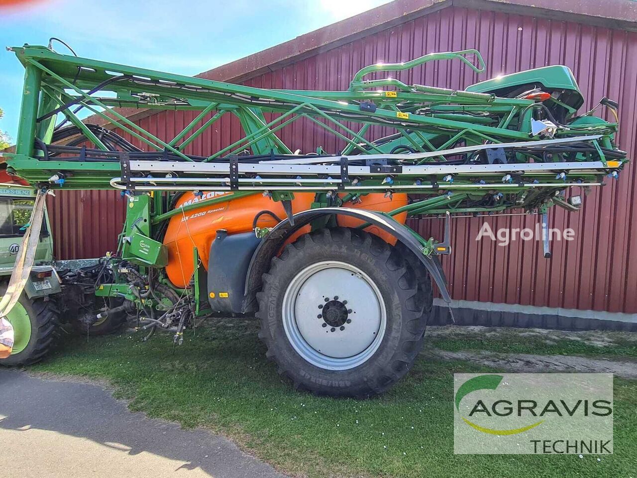 Amazone UX 4200 Special trailed sprayer - Agroline