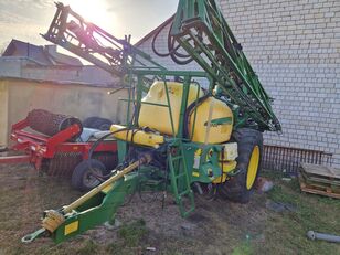 обприскувач причіпний John Deere 732i