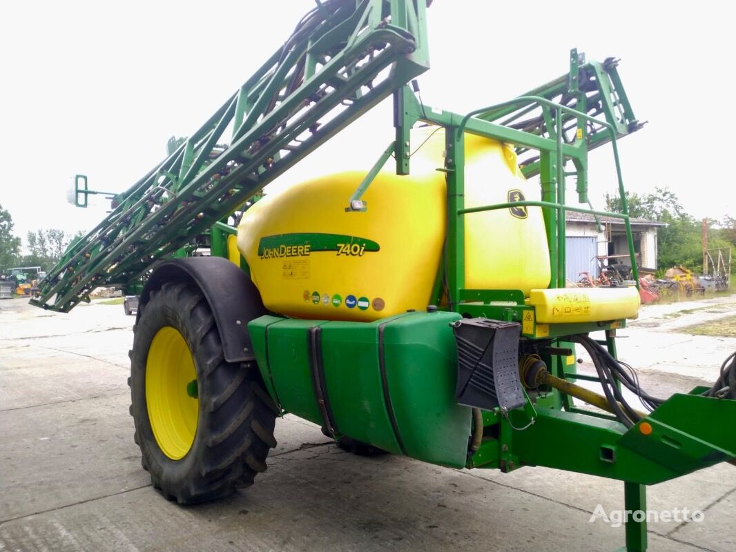 آلة الرش المقطورة John Deere 740i #27/28m