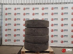 Bridgestone Occ vrachtwagenband Bridgestone 295/80R22.5 152/14