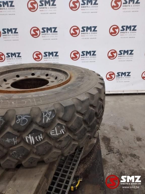 грузовая шина Diversen  Occ band 365/85R20 michelin xzl