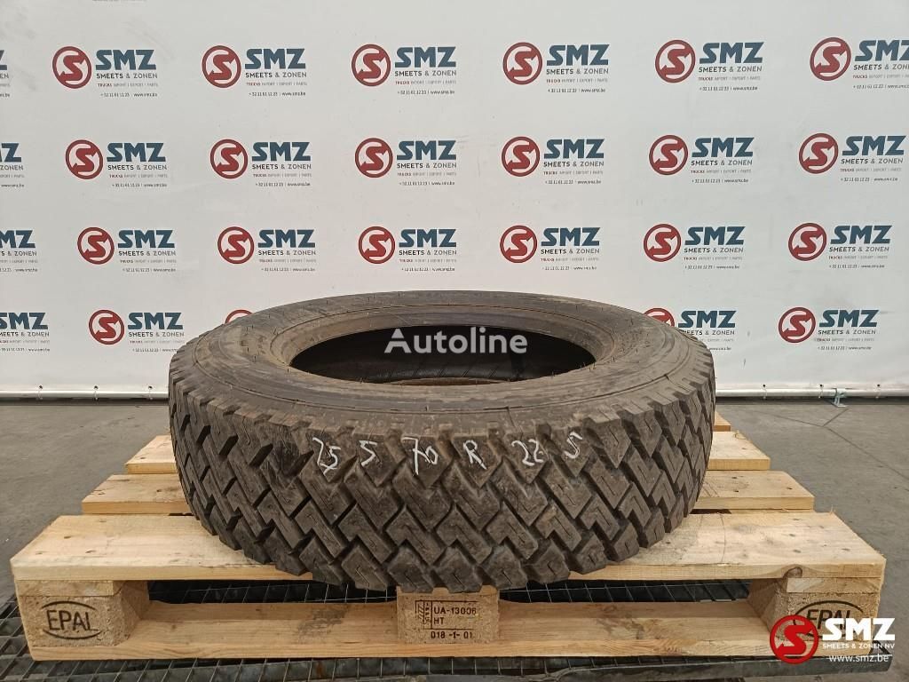 грузовая шина Michelin Occ band 255/70R22.5 Michelin