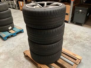 Pirelli P zero 315/30 R23 neum&aacute;tico para cami&oacute;n